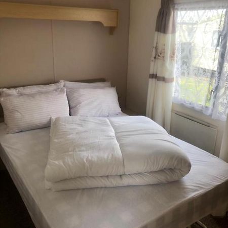 A4 The Chase 6 Berth Pet Friendly Caravan With Decking Ingoldmells Eksteriør bilde