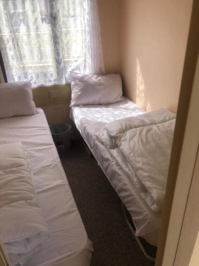A4 The Chase 6 Berth Pet Friendly Caravan With Decking Ingoldmells Eksteriør bilde